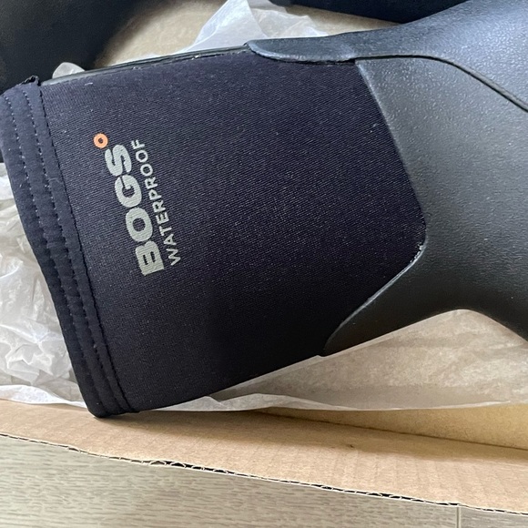 BOGS Black Waterproof Boots Kids - Picture 6 of 9